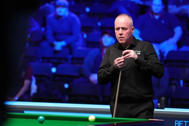 在攻防两端 在攻防两端