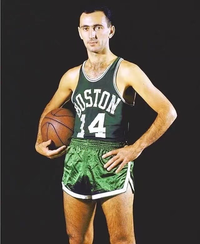 據球員情況 據球員情況